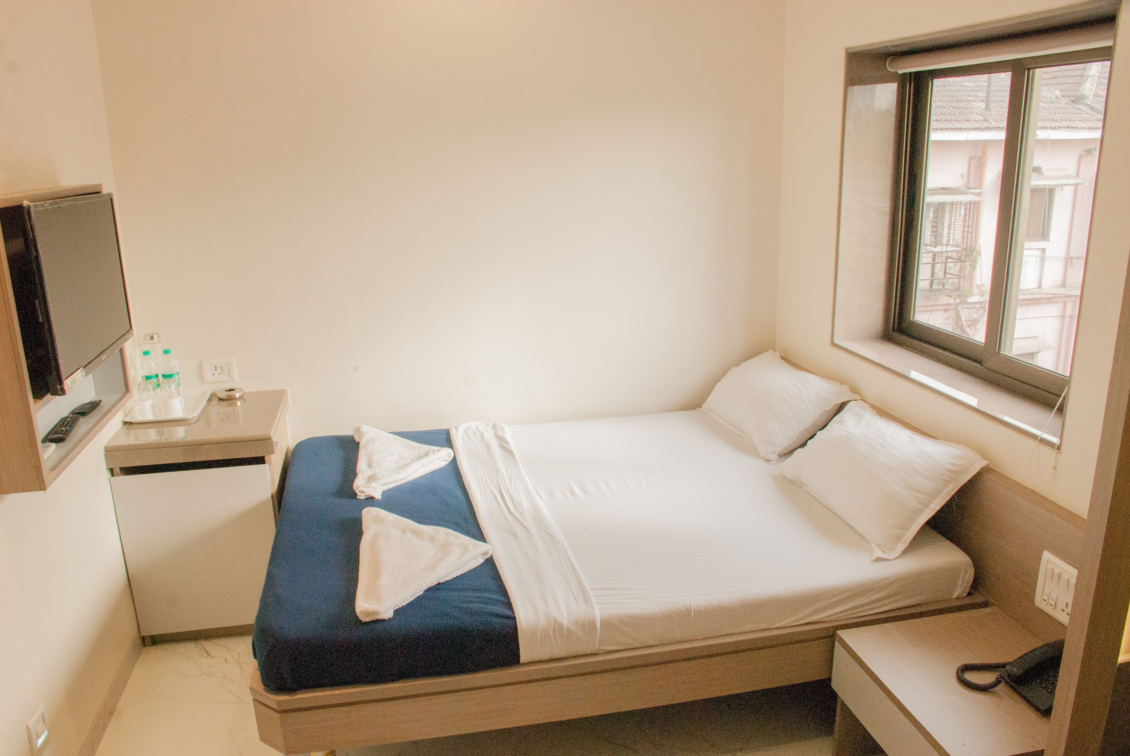 City Hotel