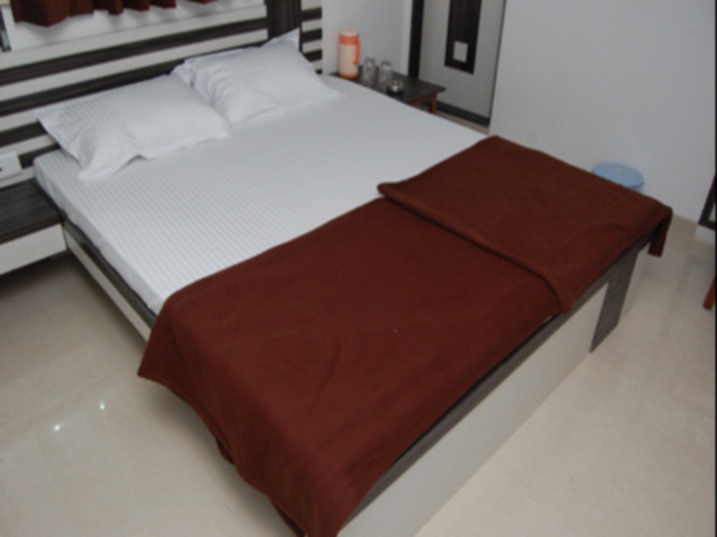 Eden Guest House & Dormitory