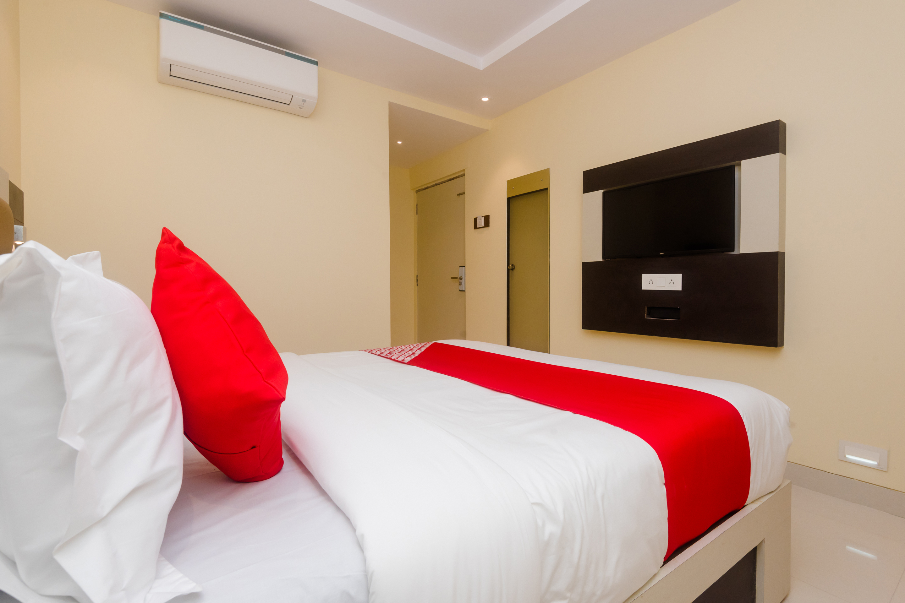 Embassy Suites By OYO Rooms