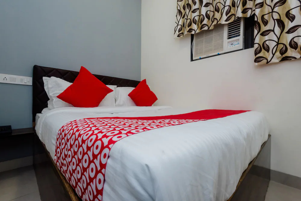 Everest Inn by OYO Rooms