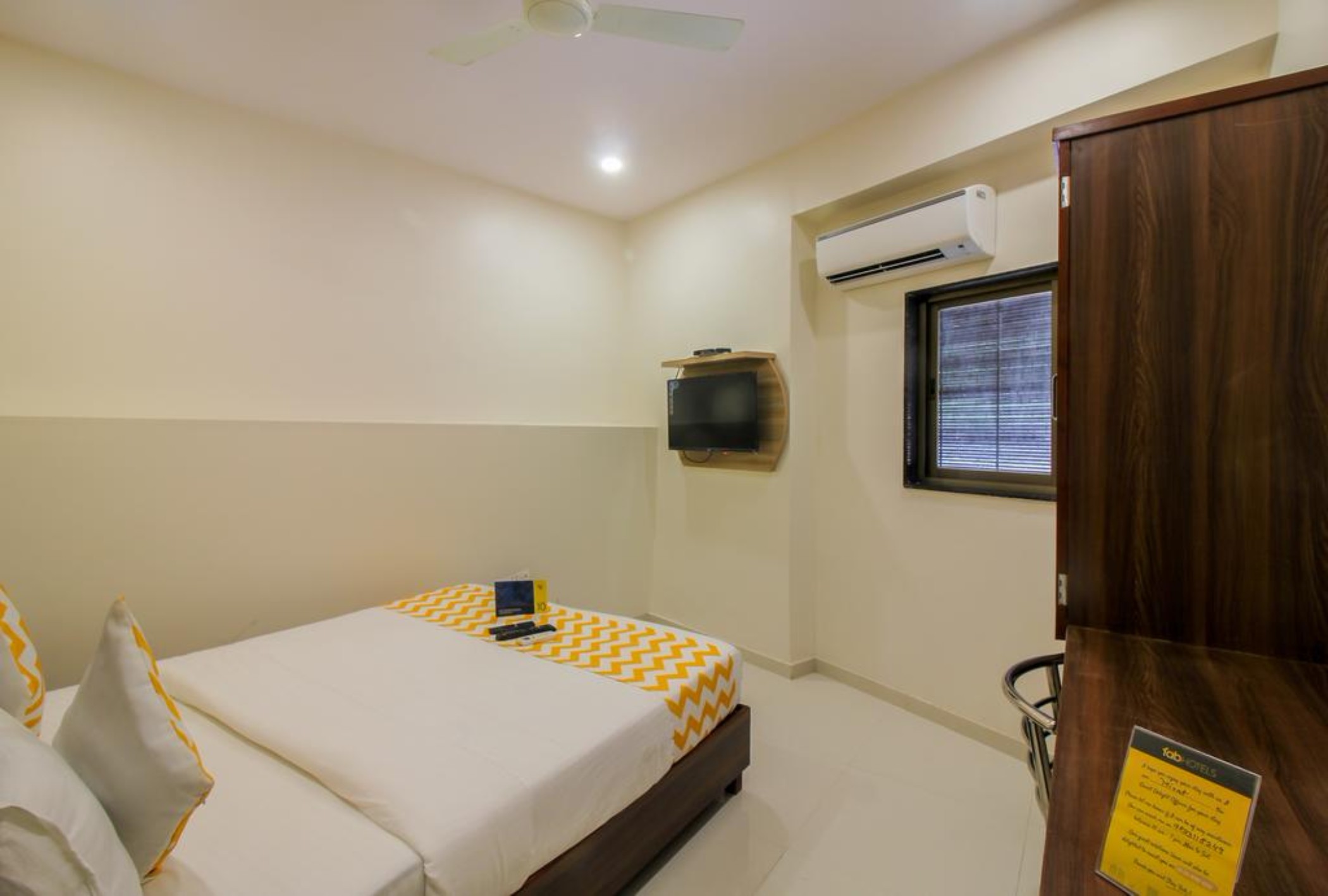 Fabhotel Hill Park Mumbai Airport
