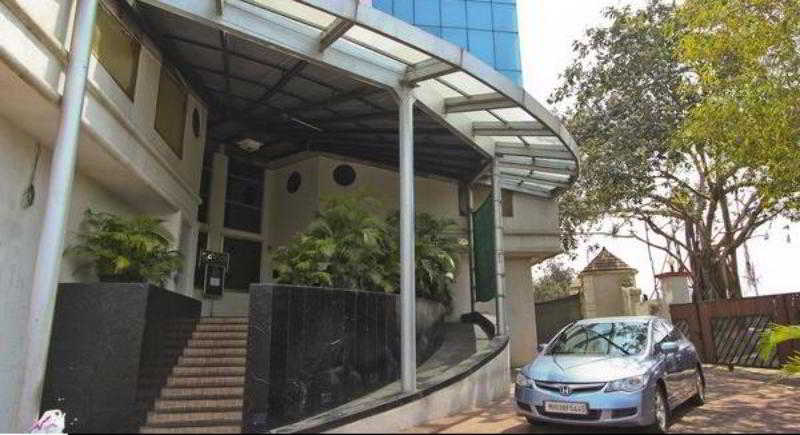 FabHotel Savoy Suites