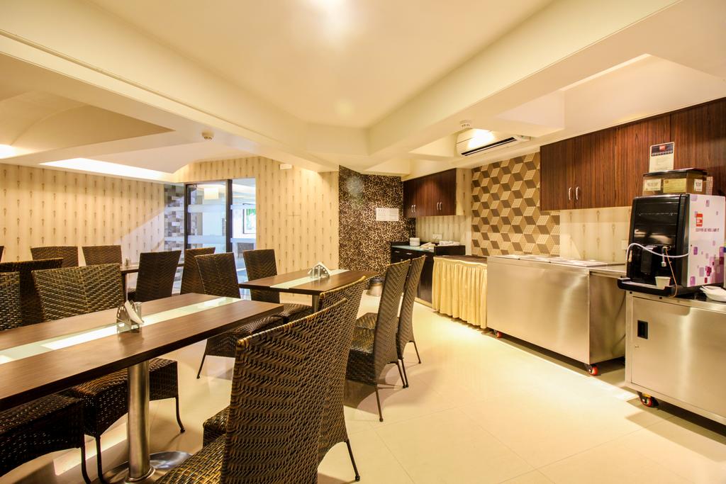 FabHotel Savoy Suites