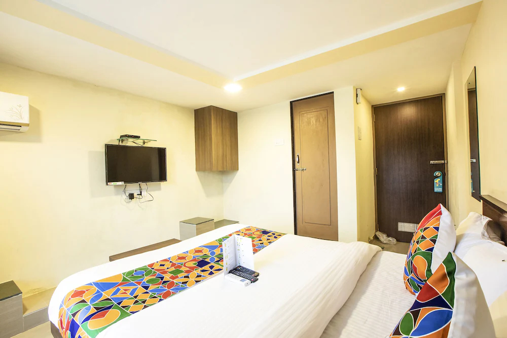 FabHotel Silver Lake