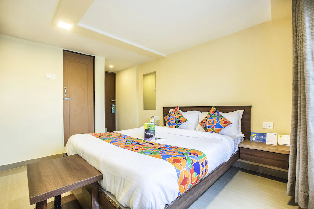 FabHotel Silver Lake