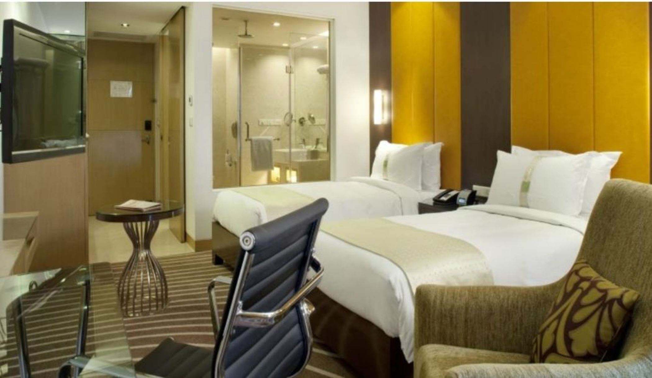 Holiday Inn Mumbai International Airport