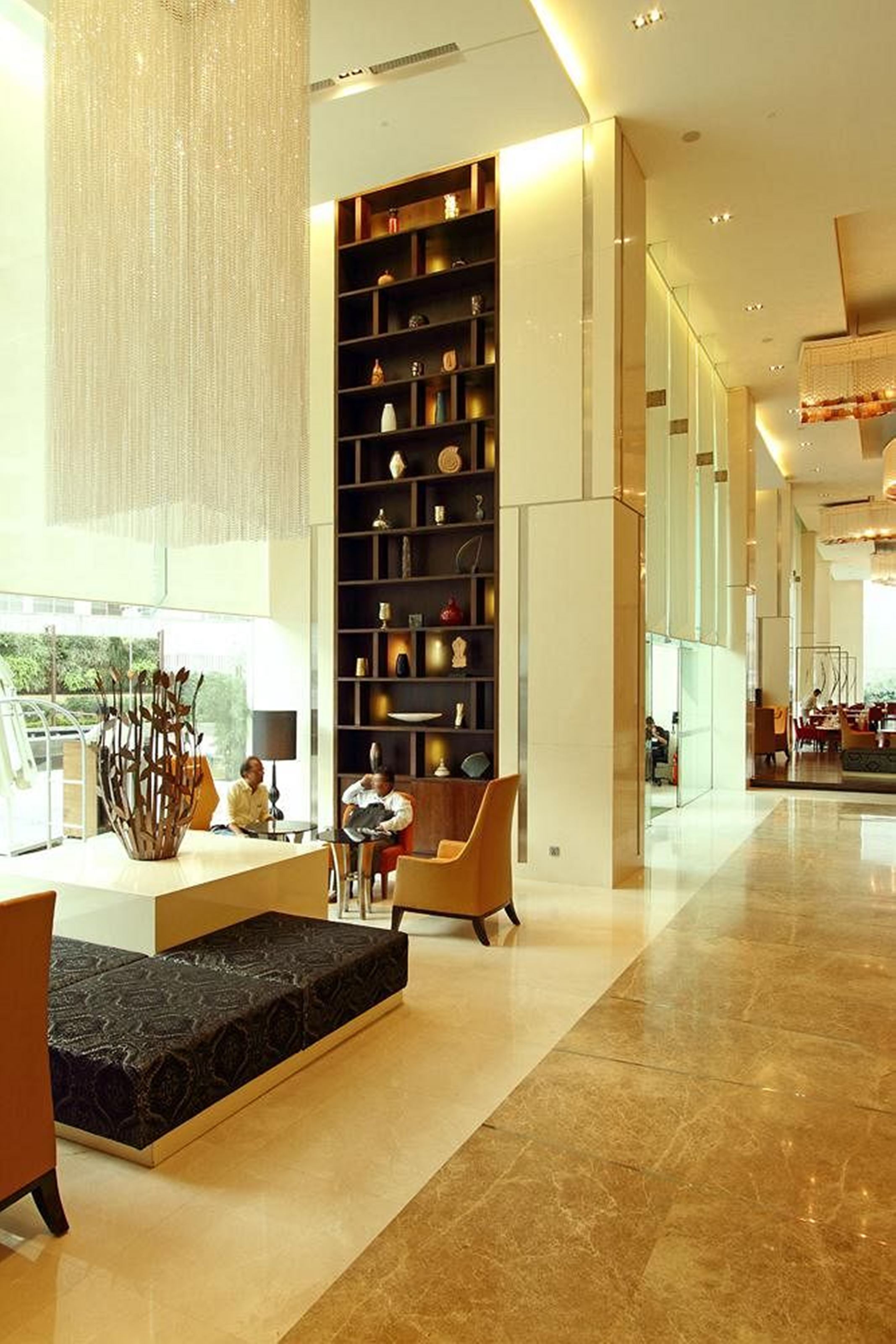 Holiday Inn Mumbai International Airport