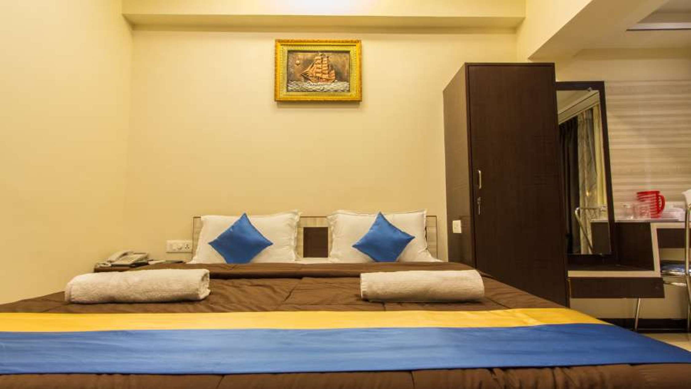 Hotel Aarya International