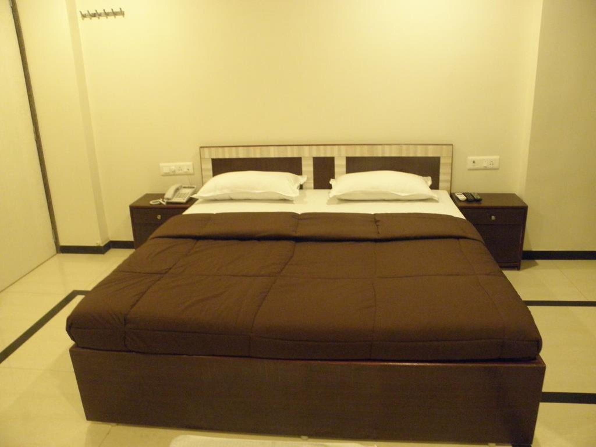 Hotel Aarya International