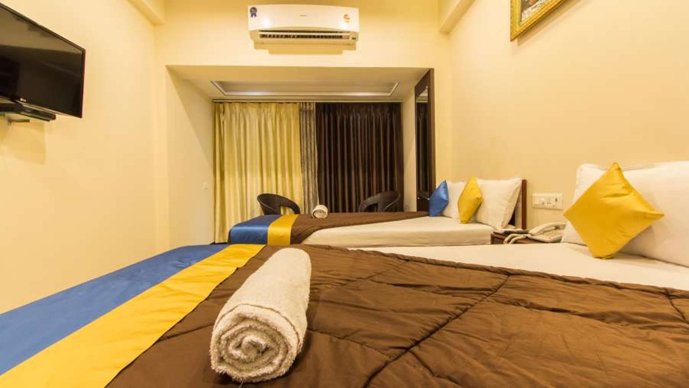 Hotel Aarya International