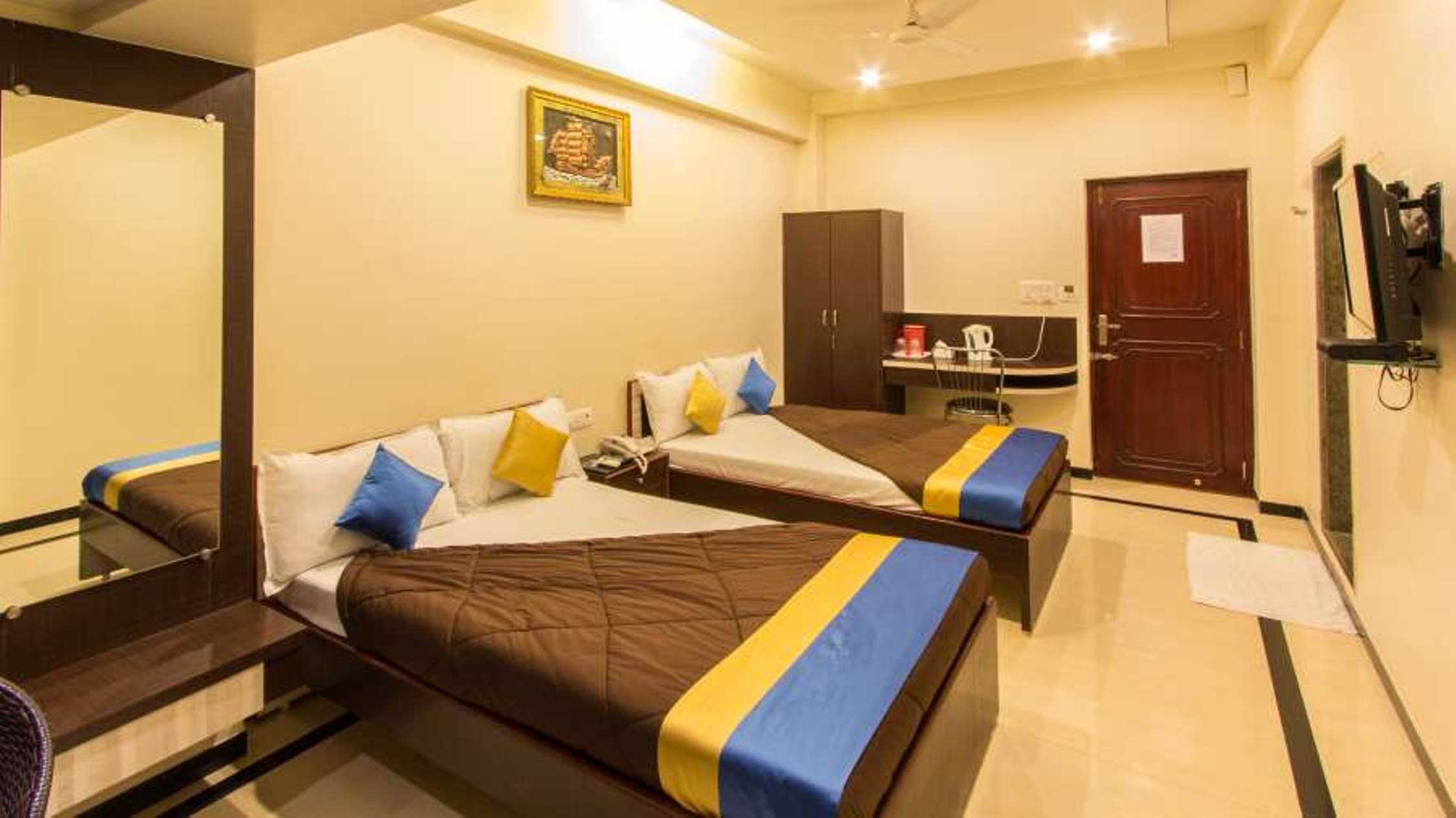 Hotel Aarya International
