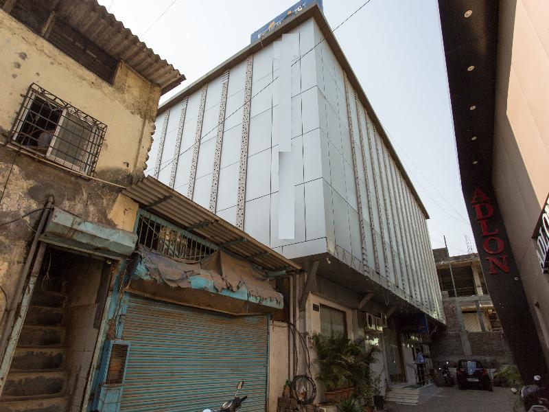 Hotel Address Inn by OYO Rooms