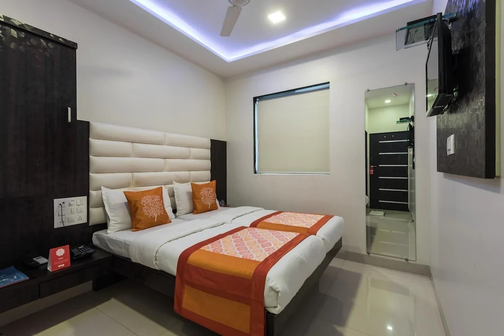 Hotel Adnoc Inn