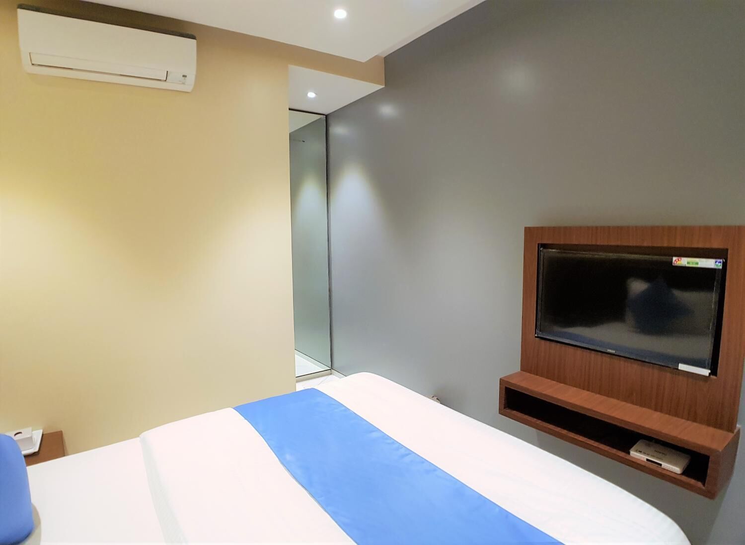 Hotel Ahlan International