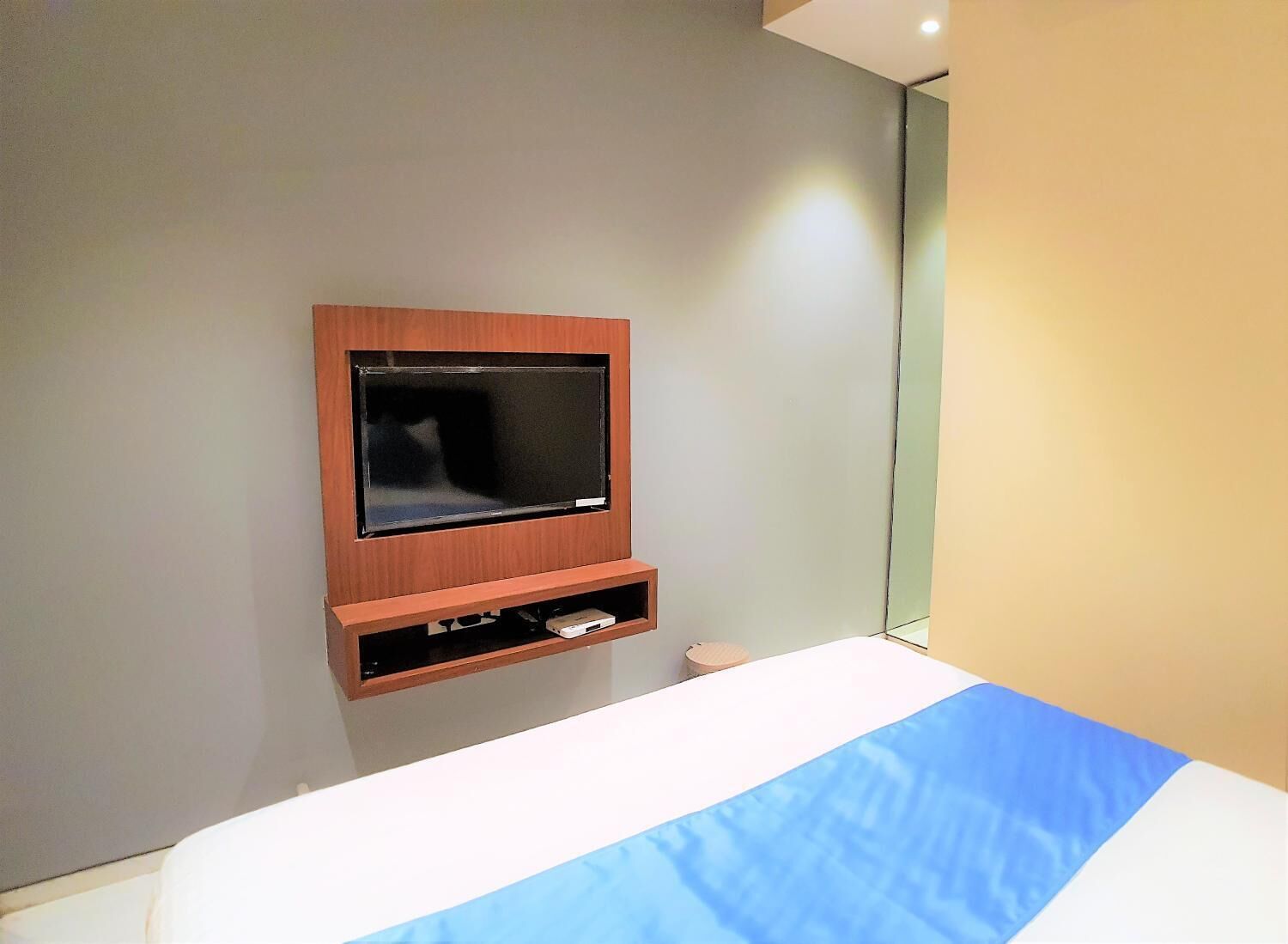 Hotel Ahlan International