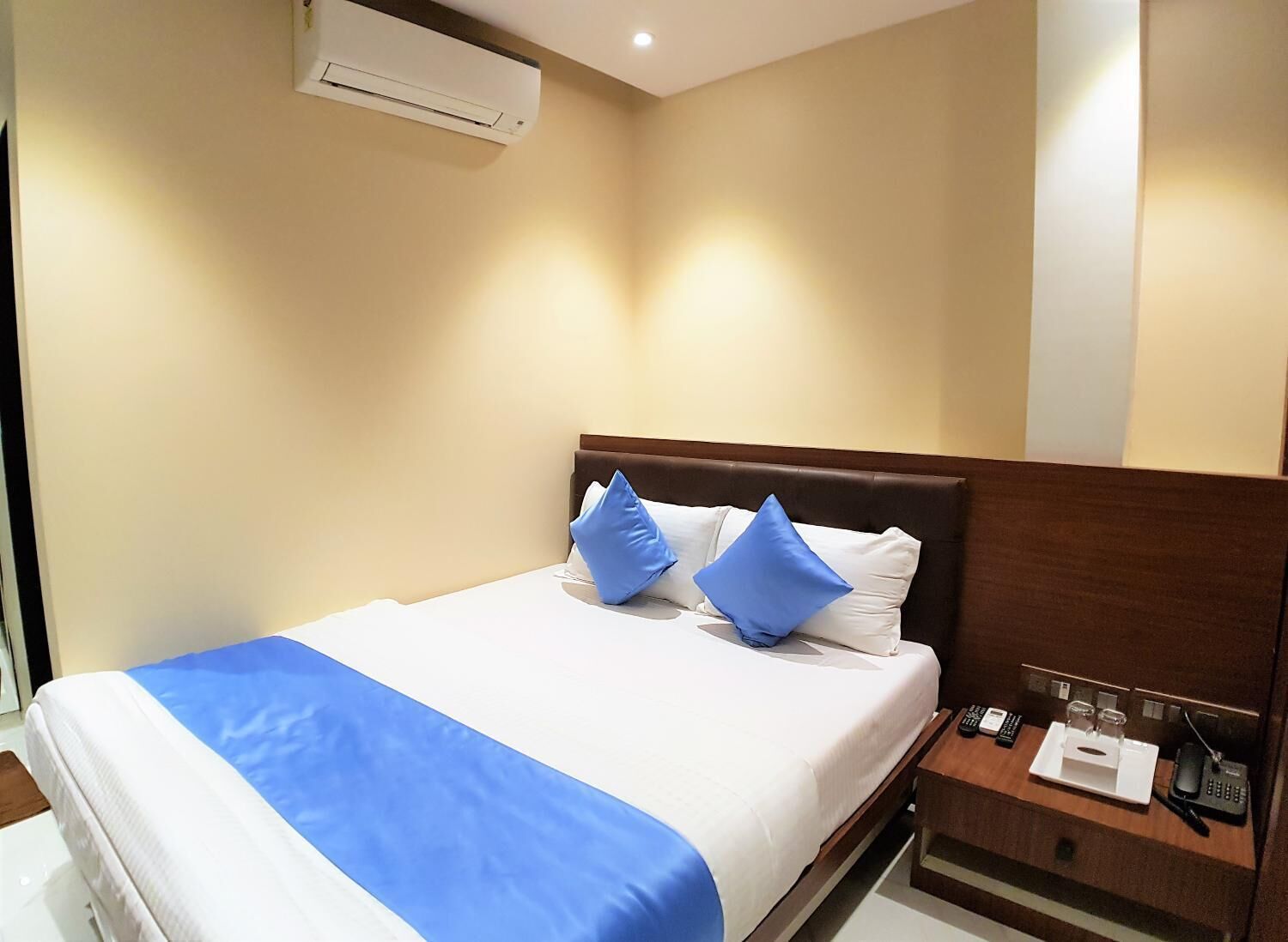 Hotel Ahlan International