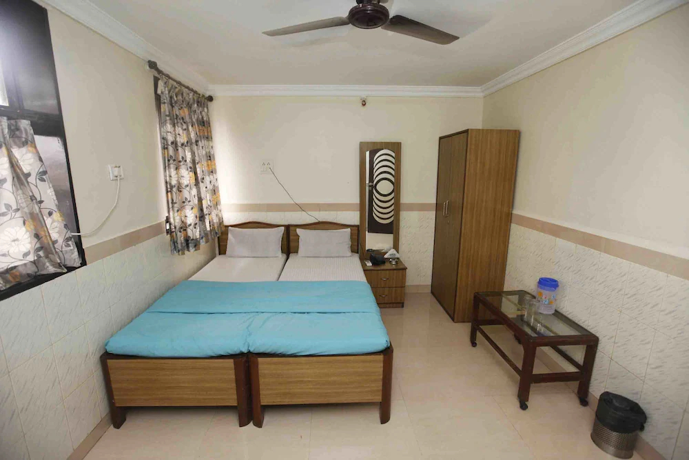 Hotel Al Madina