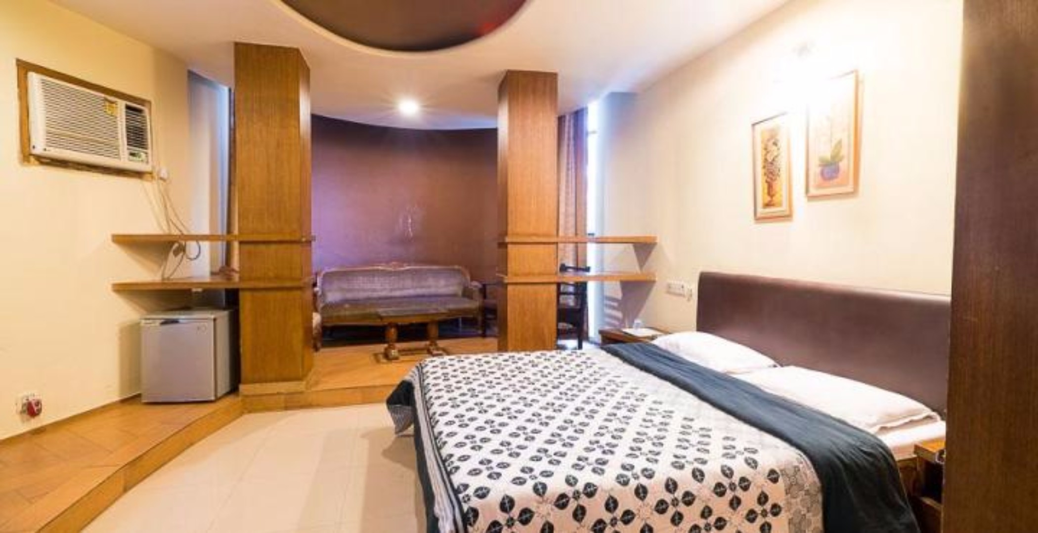 OYO Flagship 568 Bandra Mumbai