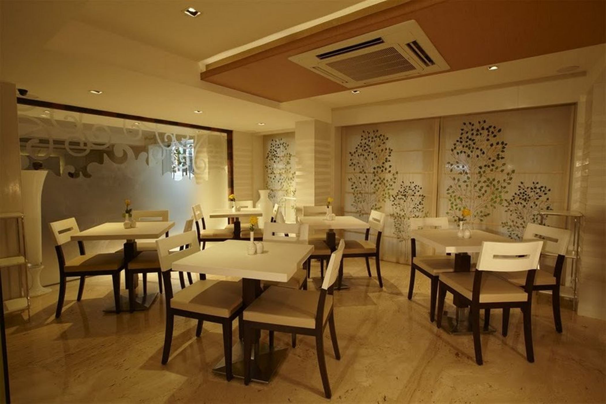 Hotel Bawa Continental