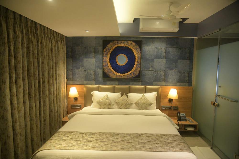 Hotel Bindra Supremacy