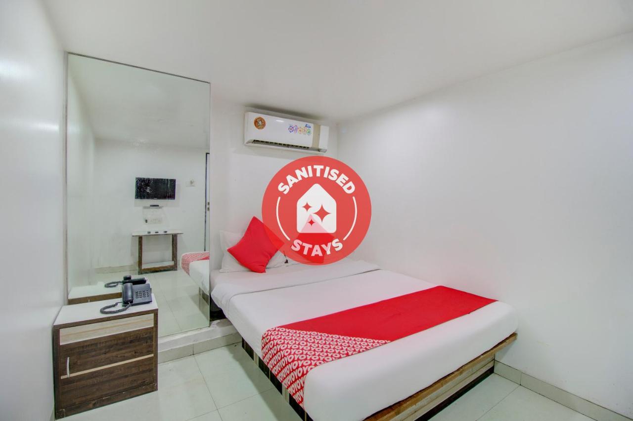 Hotel Blue Light by OYO Rooms