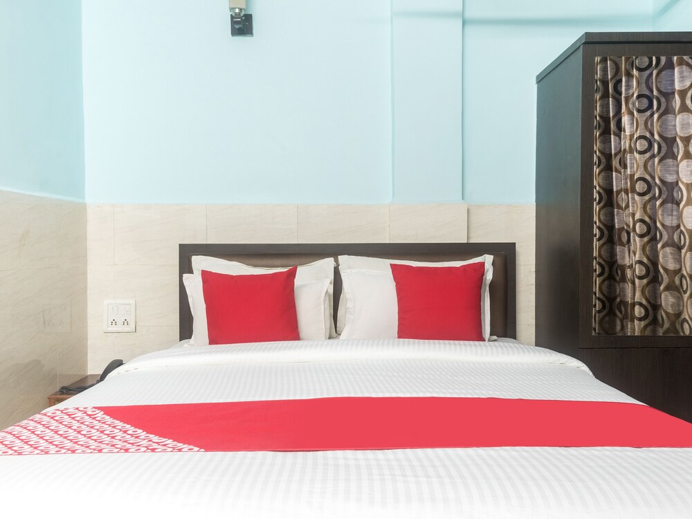 Hotel Classic Residency by OYO Rooms