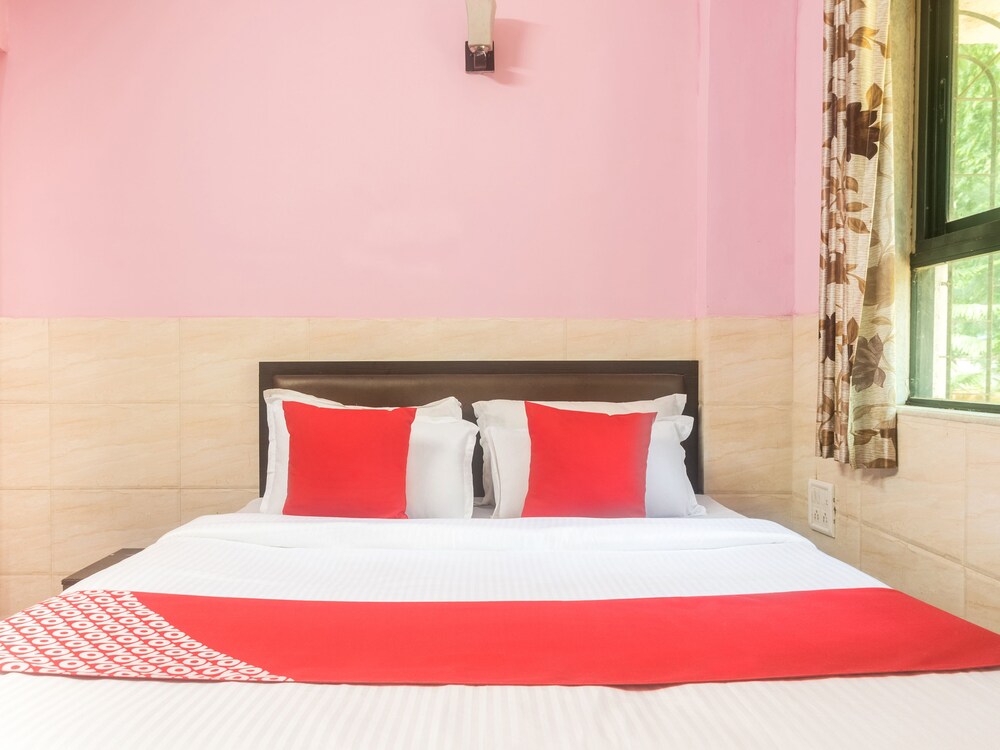 Hotel Classic Residency by OYO Rooms