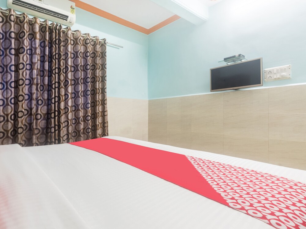Hotel Classic Residency by OYO Rooms