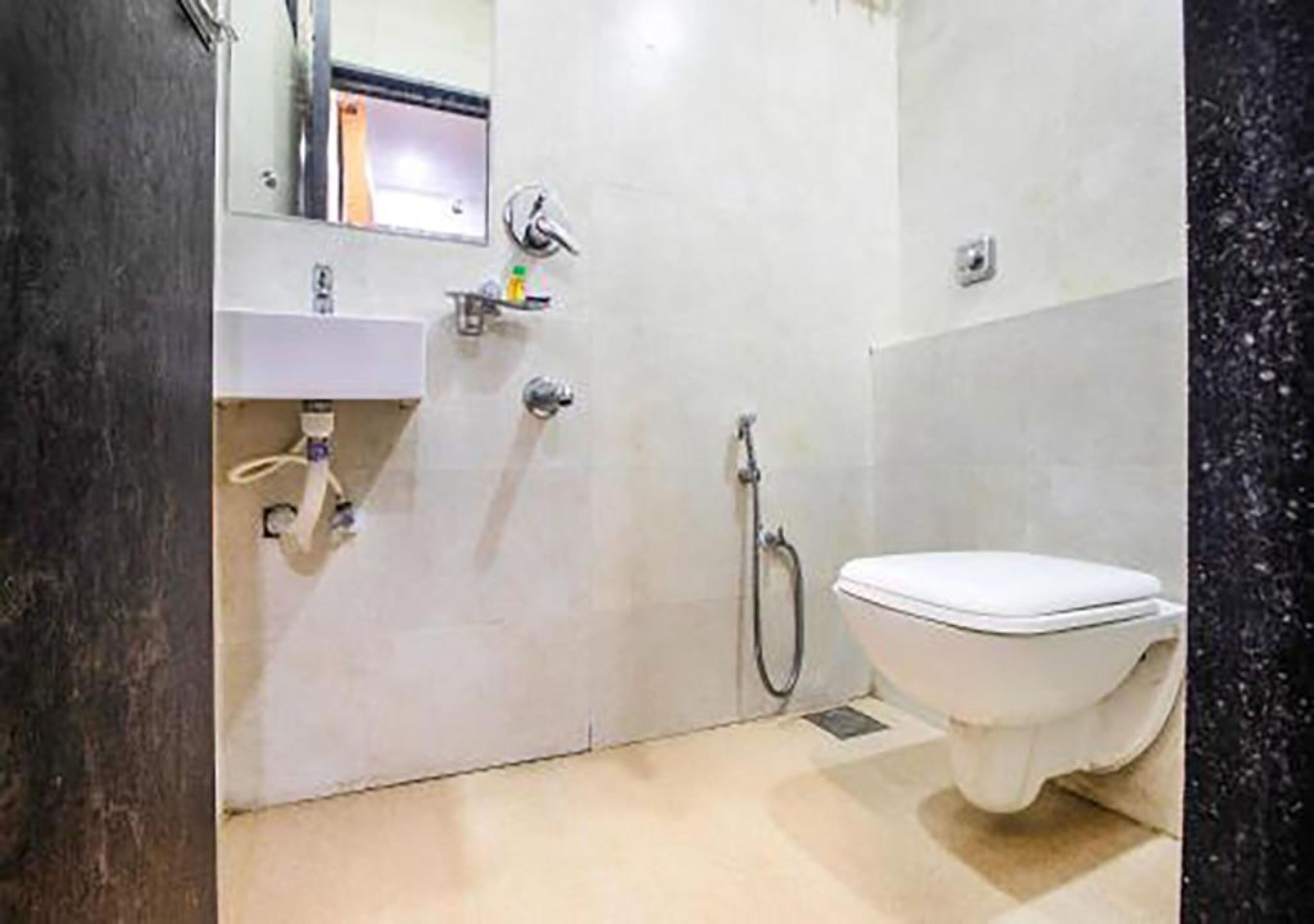 Hotel Dadar Residency Near Tata Hospital