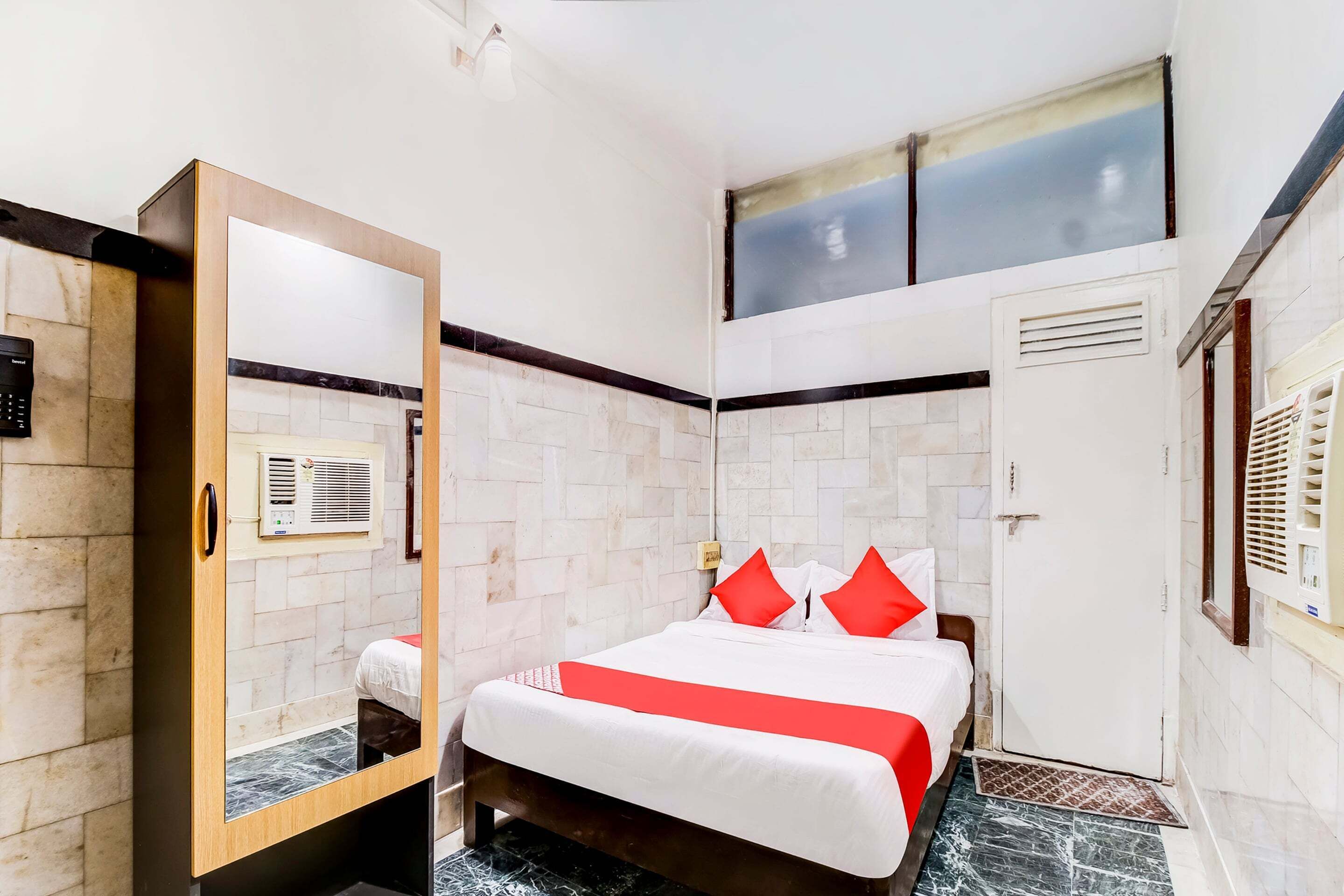 Hotel Dreamland by OYO