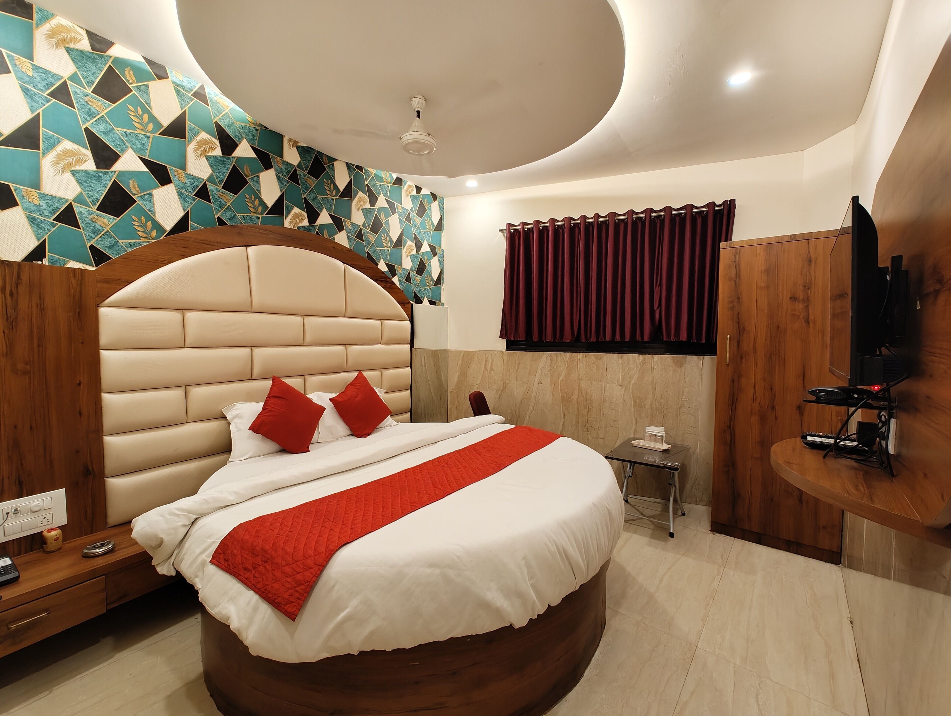 Hotel Dream Palace Residency
