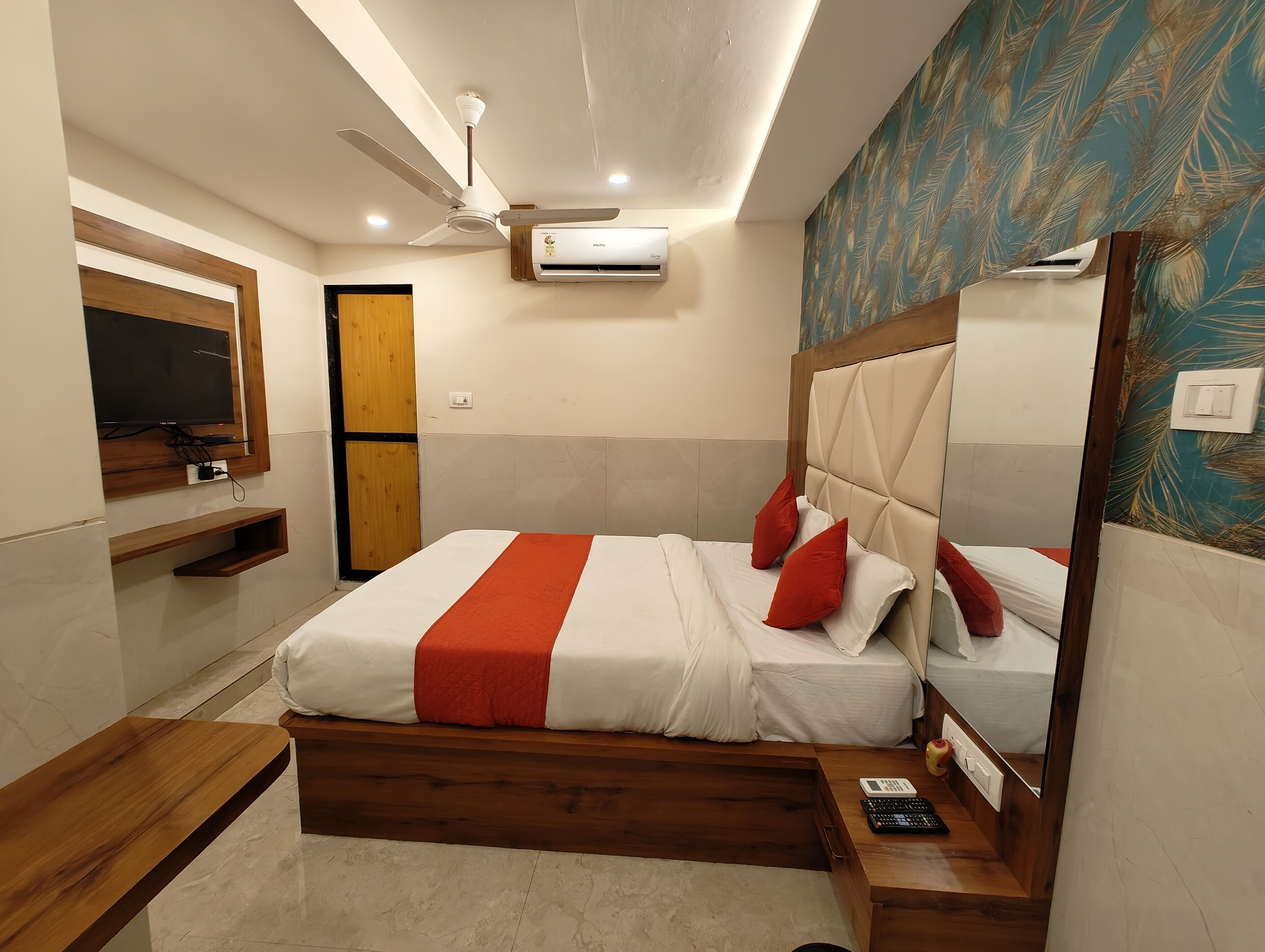 Hotel Dream Palace Residency