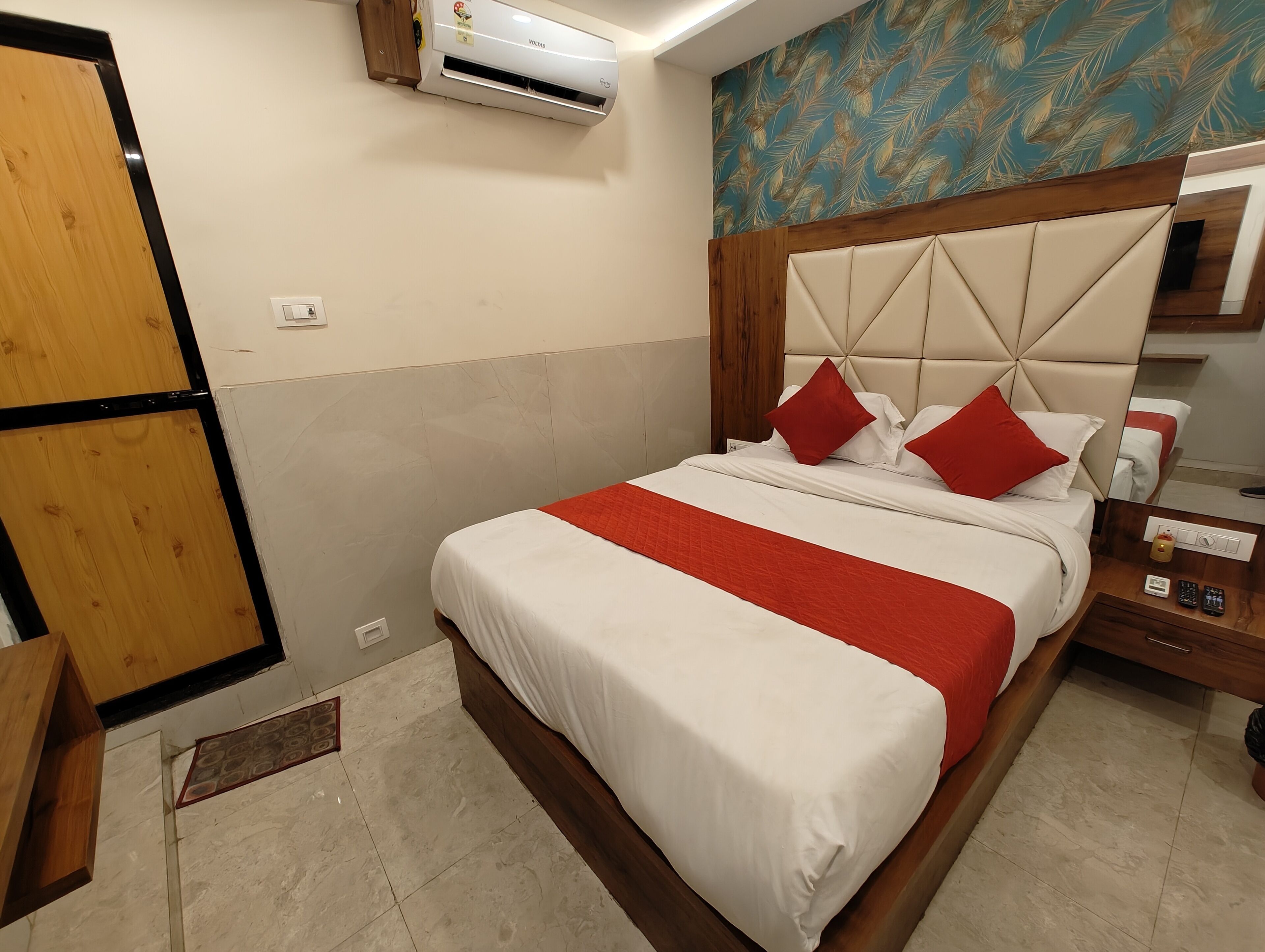 Hotel Dream Palace Residency