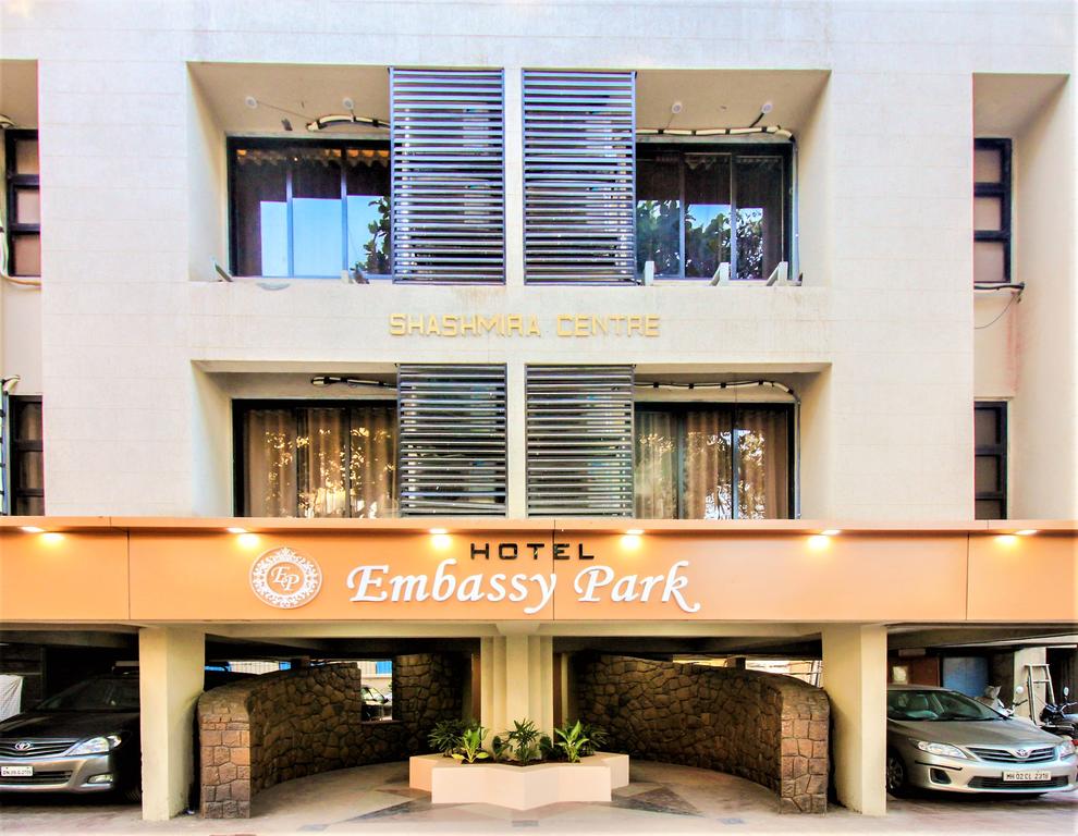 Hotel Embassy Park