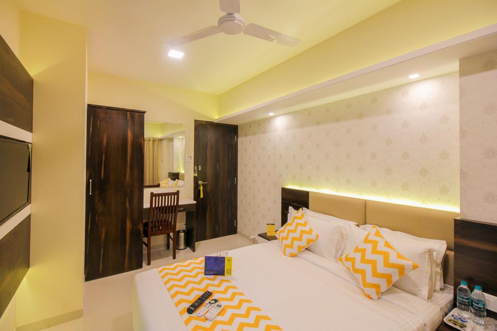Hotel Embassy Park