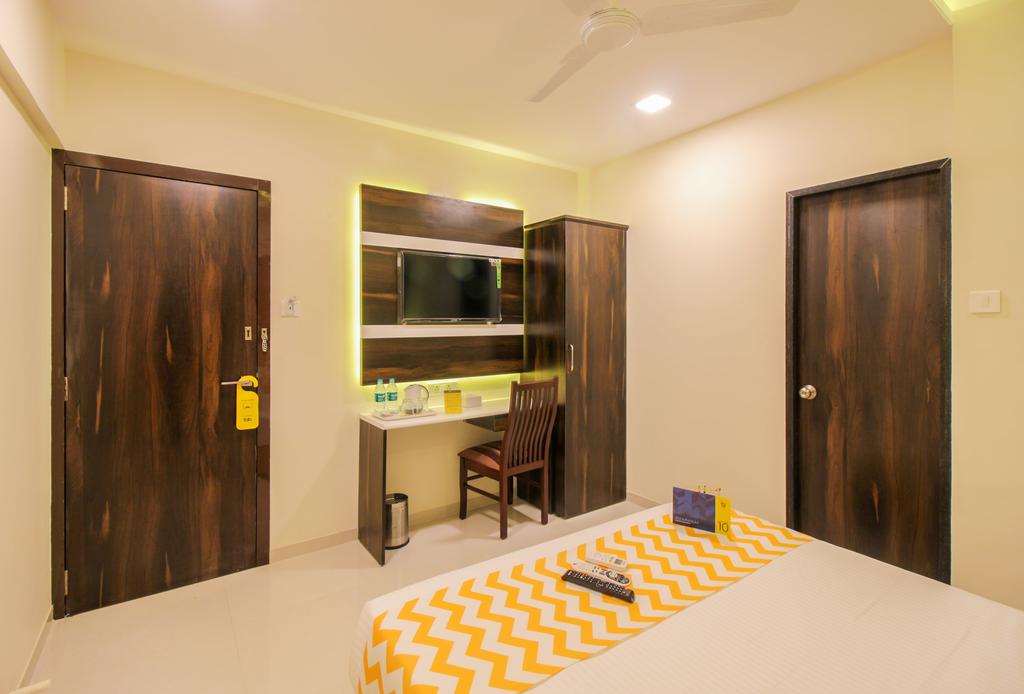 Hotel Embassy Park