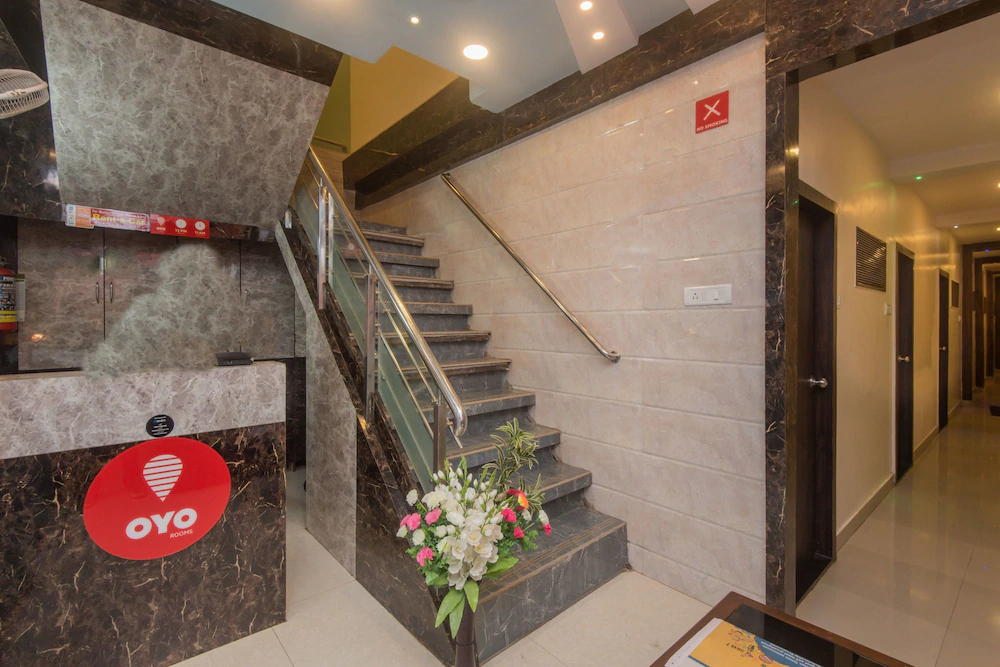 Hotel Golden Nest by OYO Rooms
