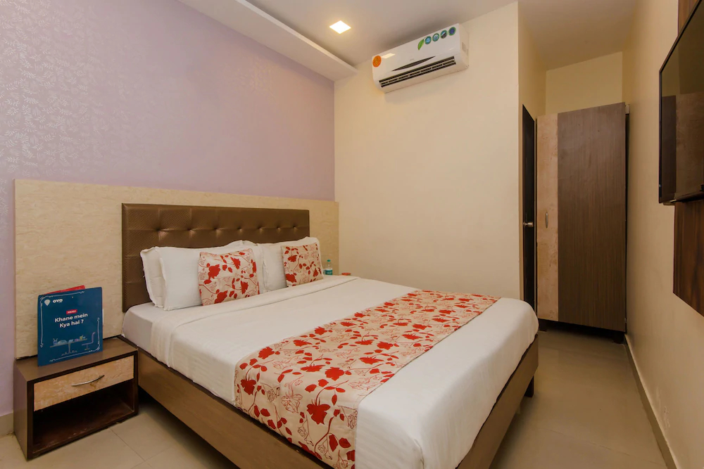 Hotel Golden Nest by OYO Rooms