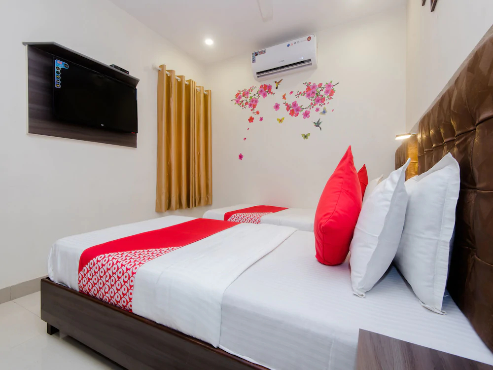 Hotel Golden Palace