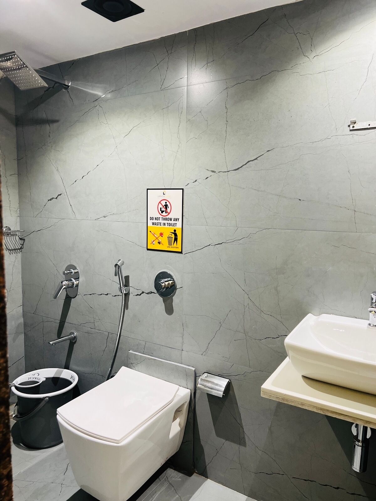 Hotel Larmont Luxury