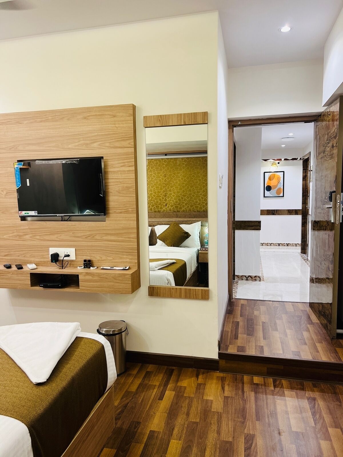 Hotel Larmont Luxury