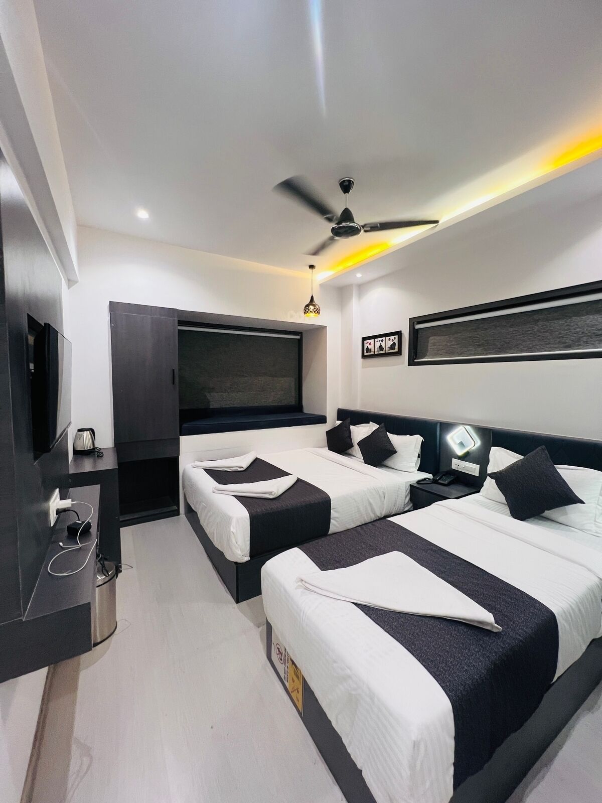 Hotel Larmont Luxury