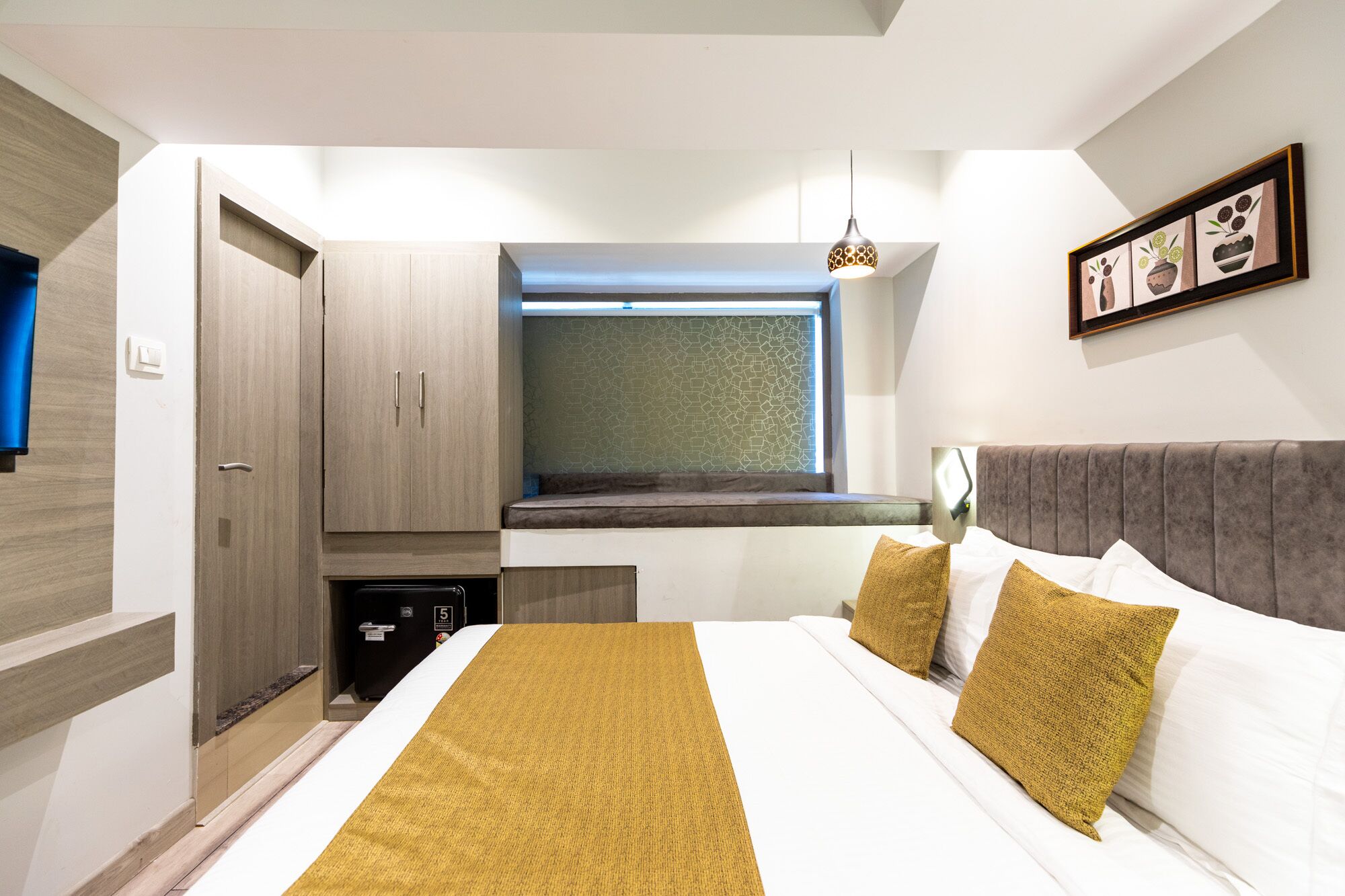 Hotel Larmont Luxury