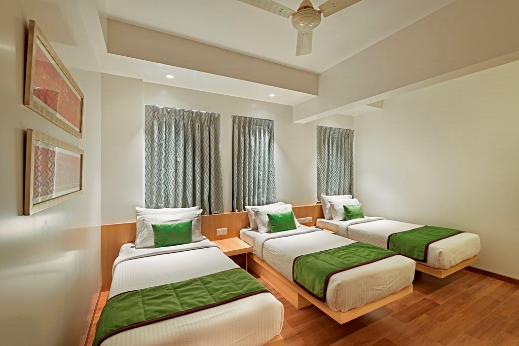 Hotel Leafio Marol