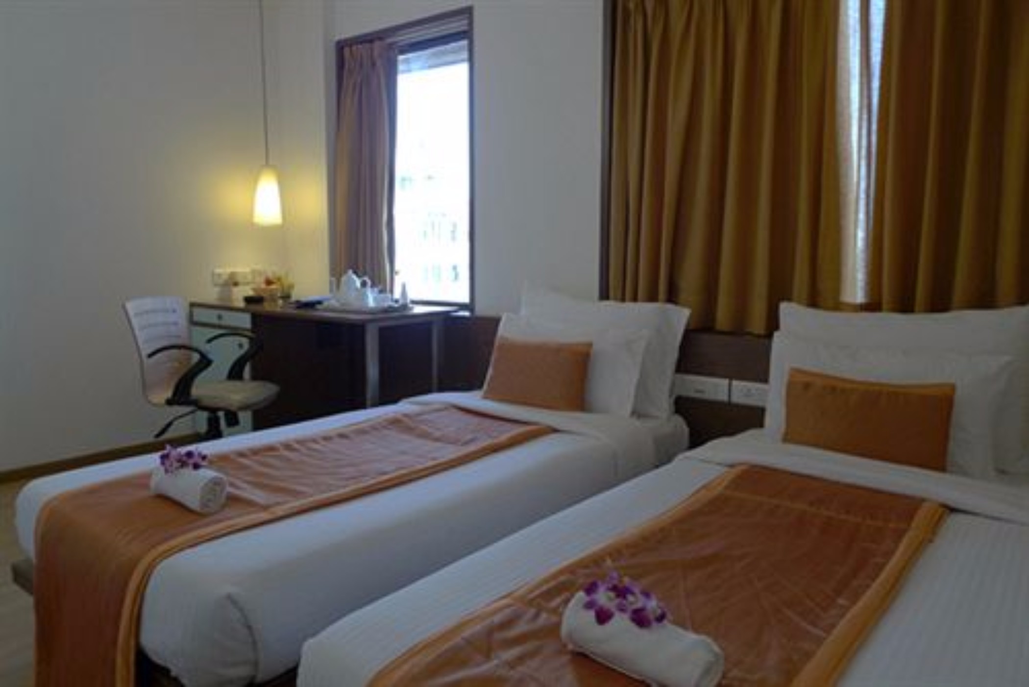 Hotel Leafio Marol