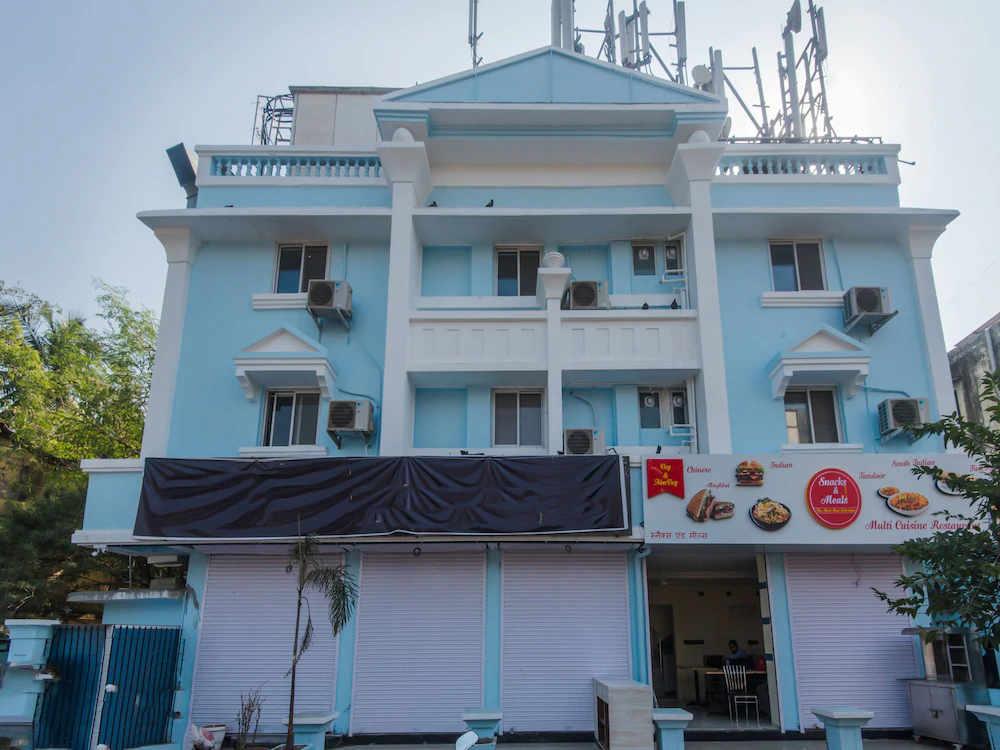 Hotel Meadow Inn by OYO Rooms