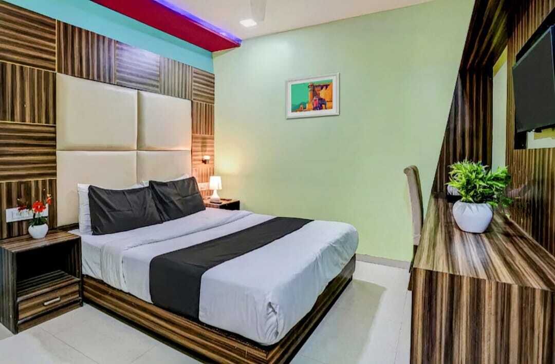 Hotel New Blue Sapphire Residency