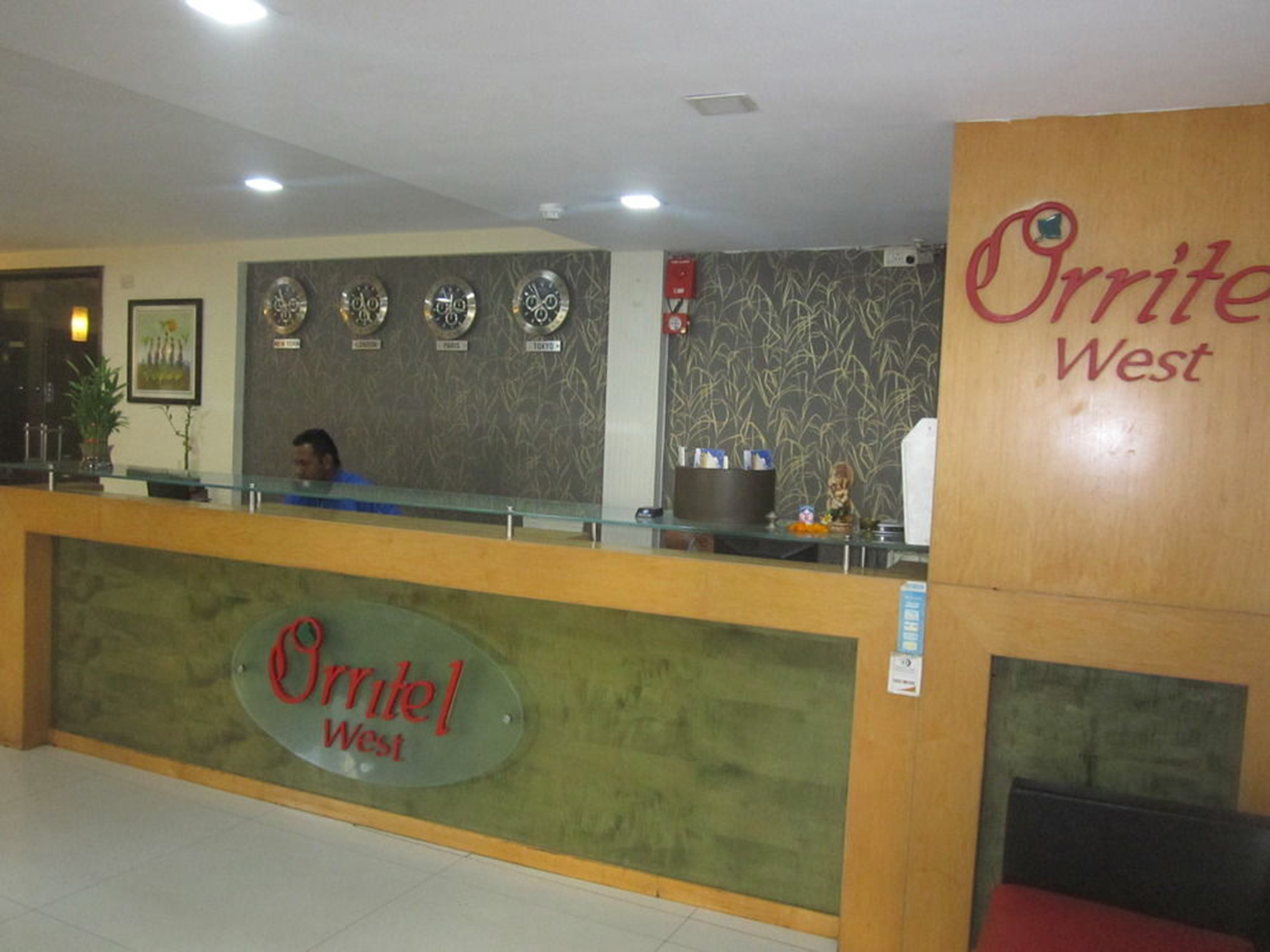 Hotel Orritel West