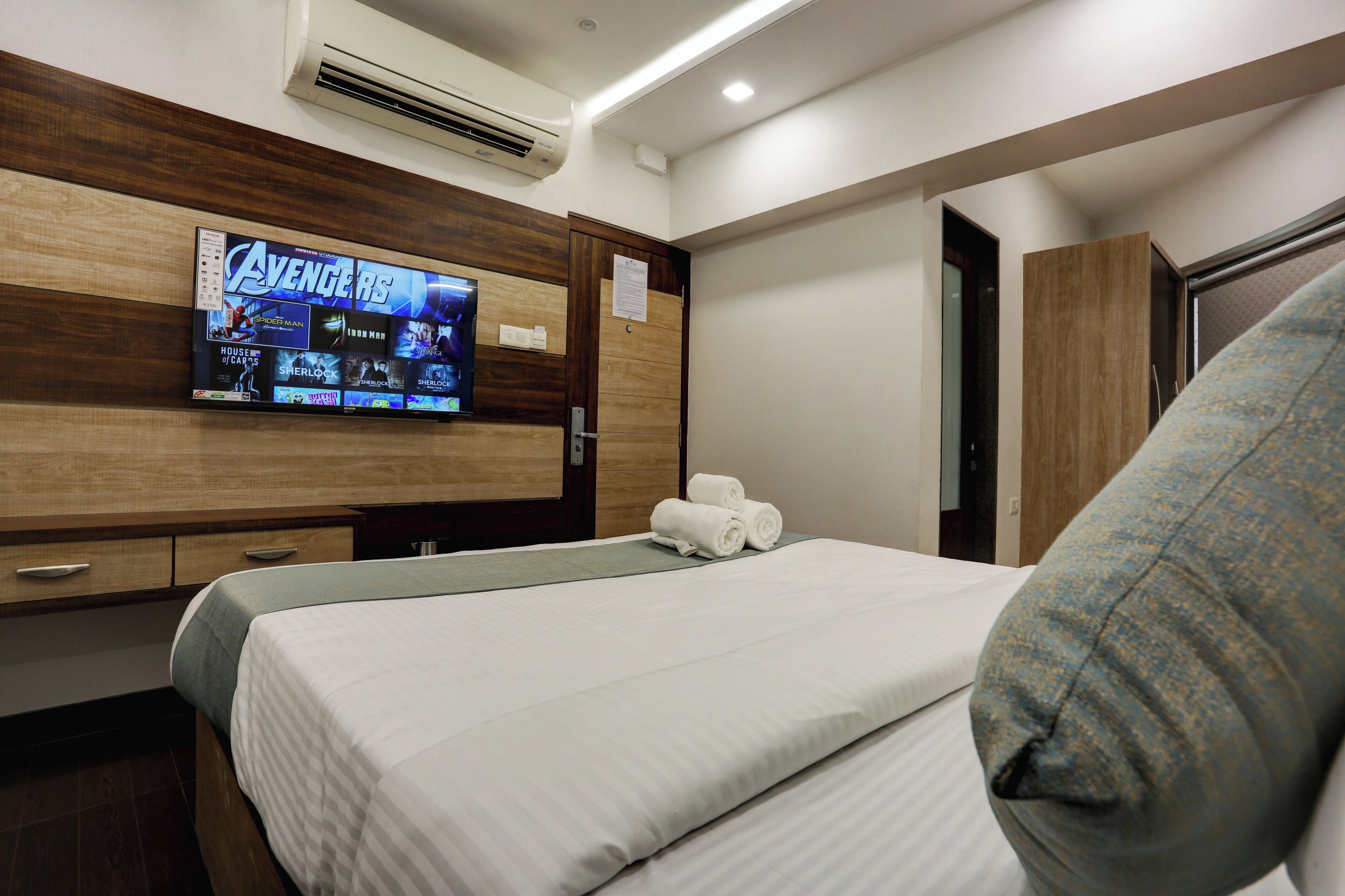 Hotel Ozone Inn