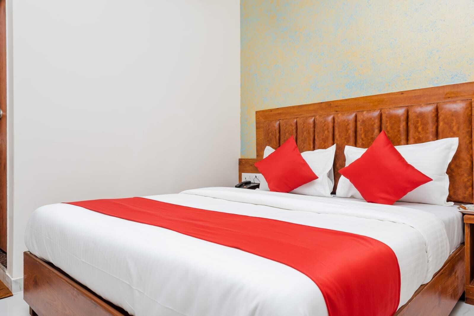 Hotel Purple Orchid
